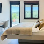 Stunning In With Wifi Apartment *