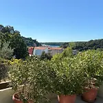 Stunning In With Wifi Apartment